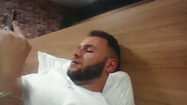 Offline Piazaocwbbb on Cam4