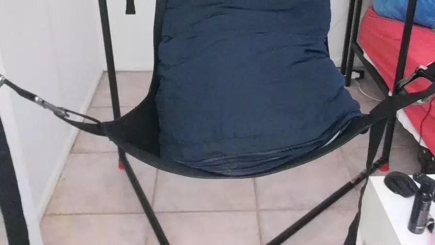 Freechat Piercedmuscle on Cam4