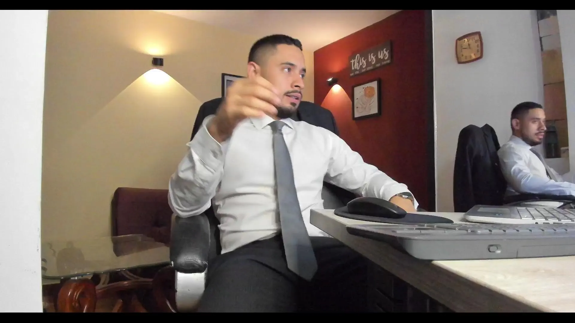 Offline plsurecompany on Cam4