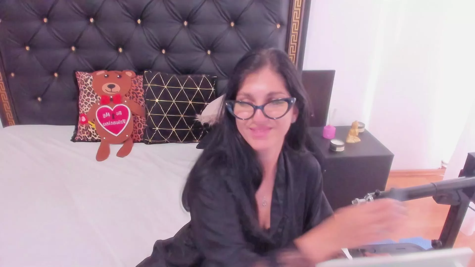 Freechat preciousail on Cam4