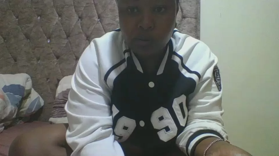 Freechat prettynasty8 on Cam4