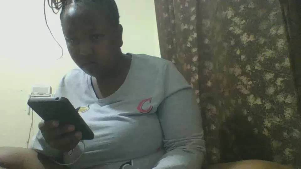 Freechat prettynasty8 on Cam4