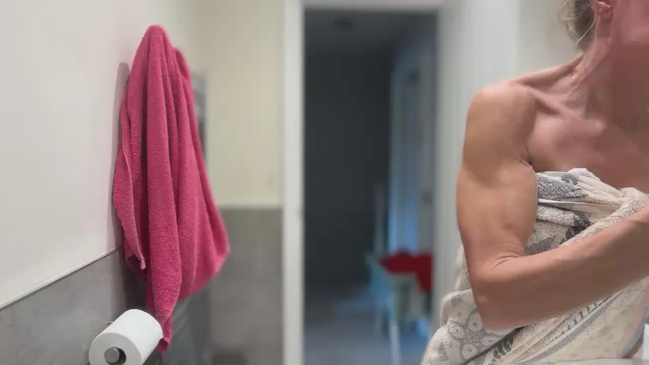 Offline Princessannax on Cam4