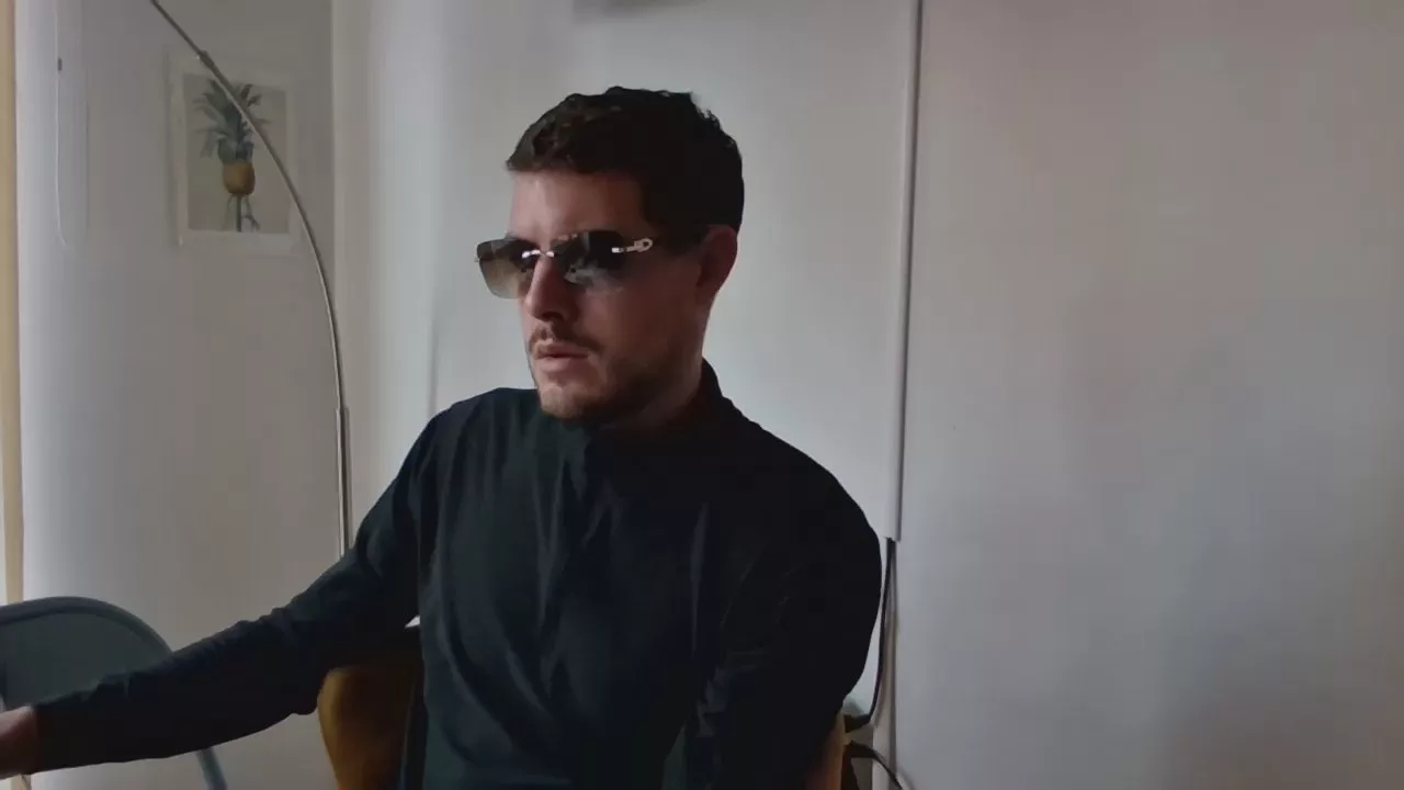 ProphetsRoom on Cam4 