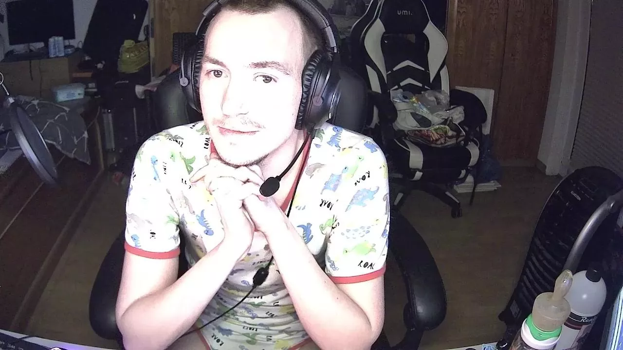 puppydraco_sexy on Cam4 