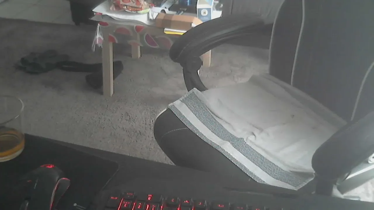 Offline pussaddicte on Cam4