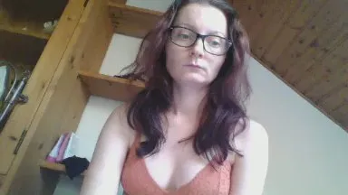 Offline QueenDiva30 on Cam4