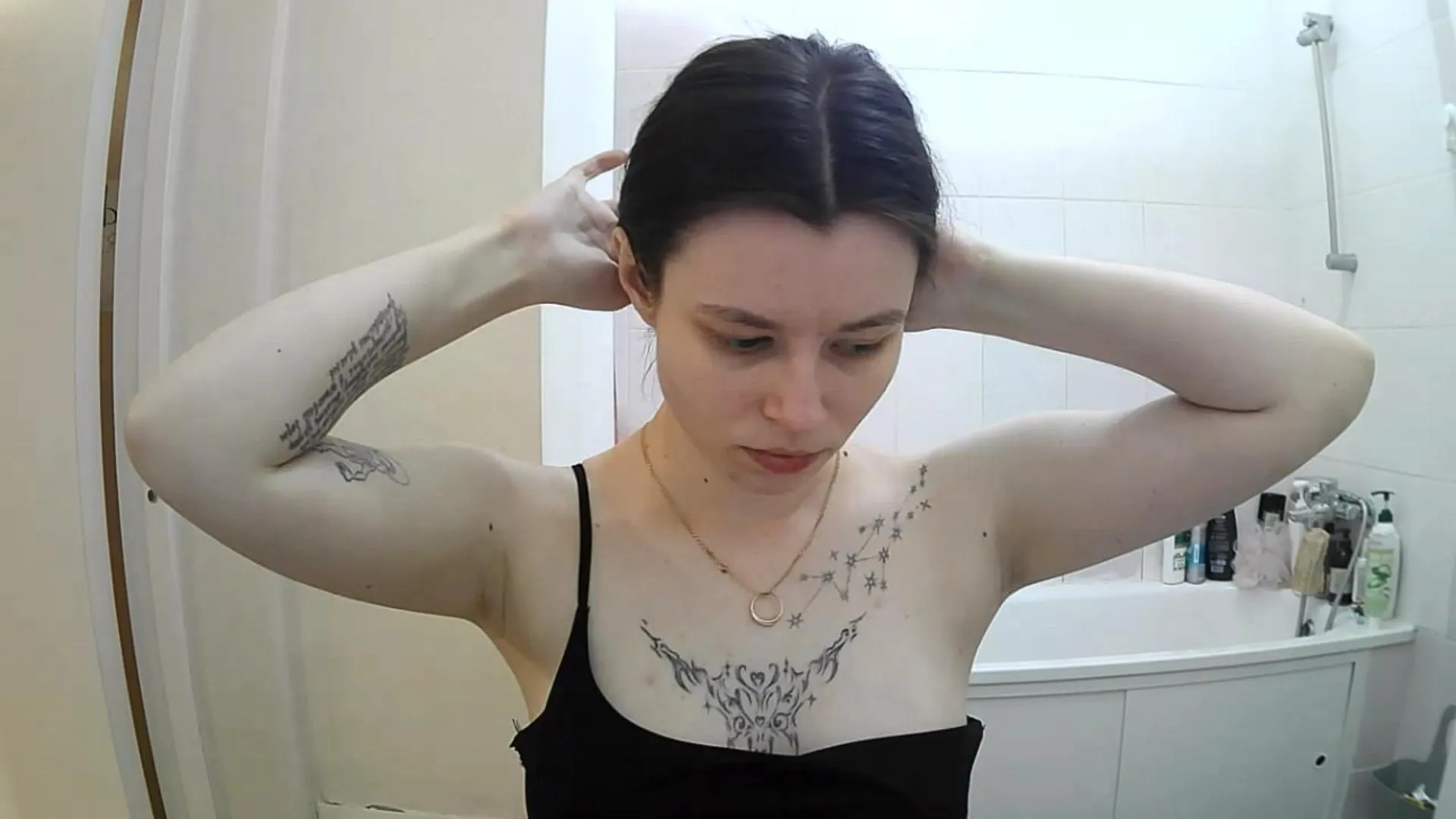 QueenieGriscom on Cam4 