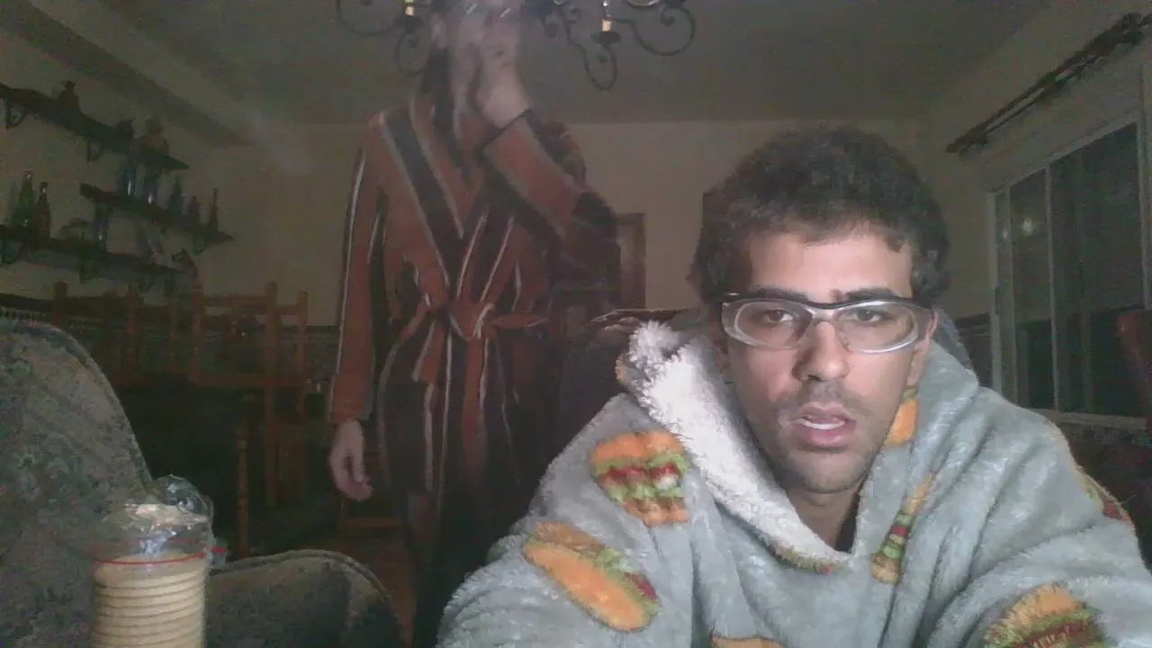 Offline Quenomirees on Cam4