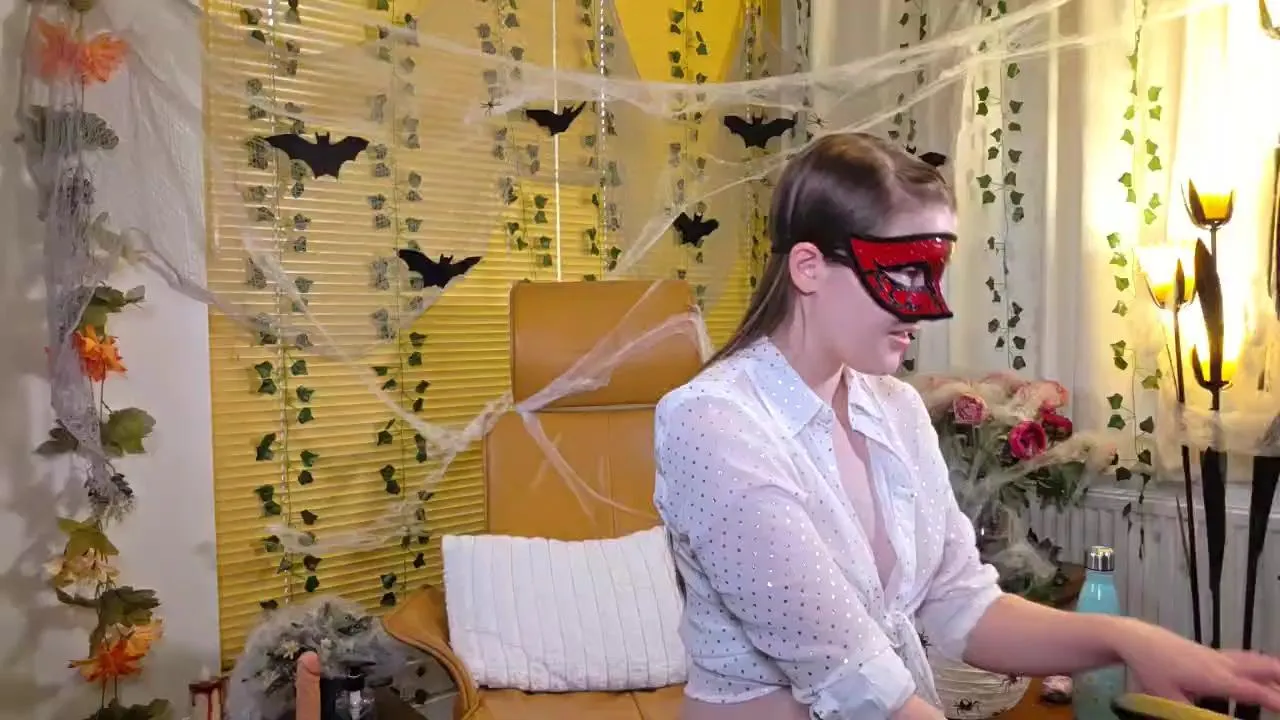 Offline QuinnRMonroe on Cam4