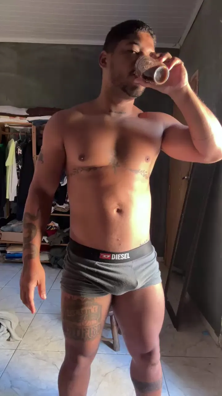 Offline realcria1 on Cam4