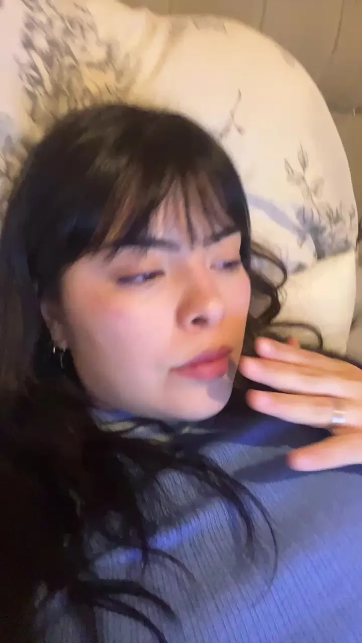 Offline rebeccahills on Cam4