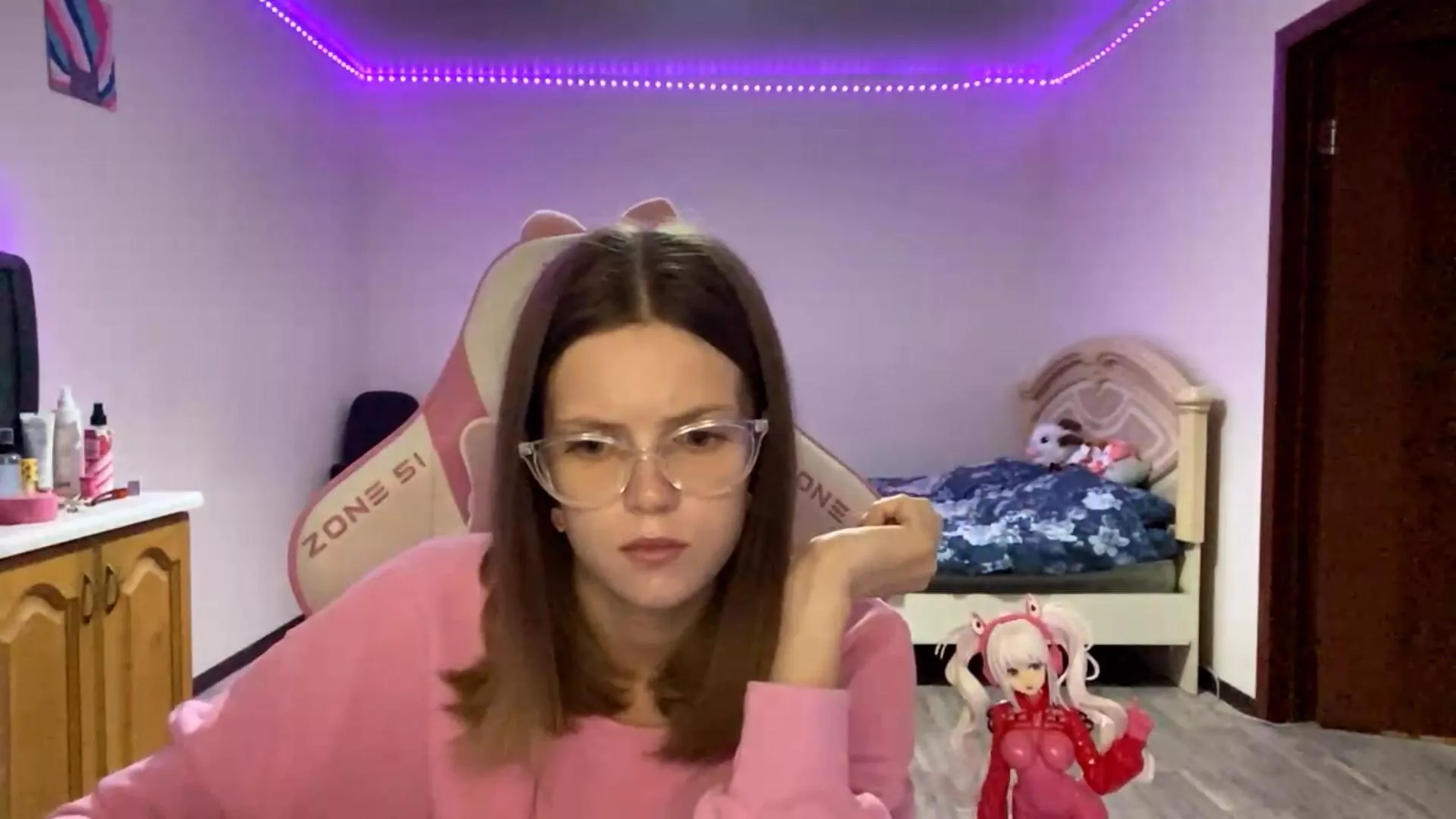 Offline RebekahSissel on Cam4