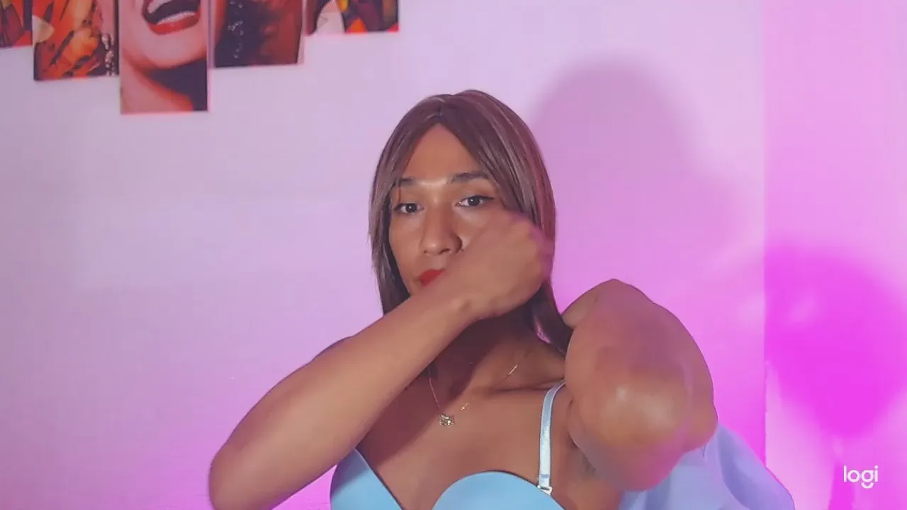 Offline red_veltet on Cam4