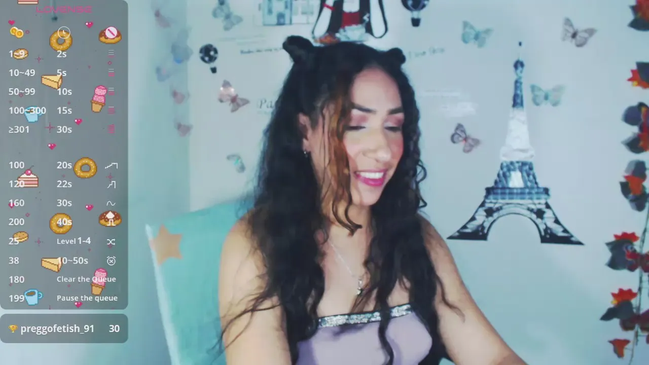 Freechat RedValery on Cam4