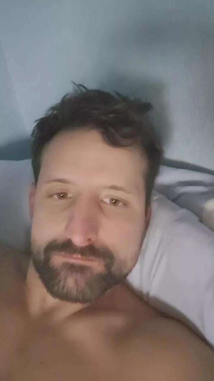 reecechown3 from Cam4