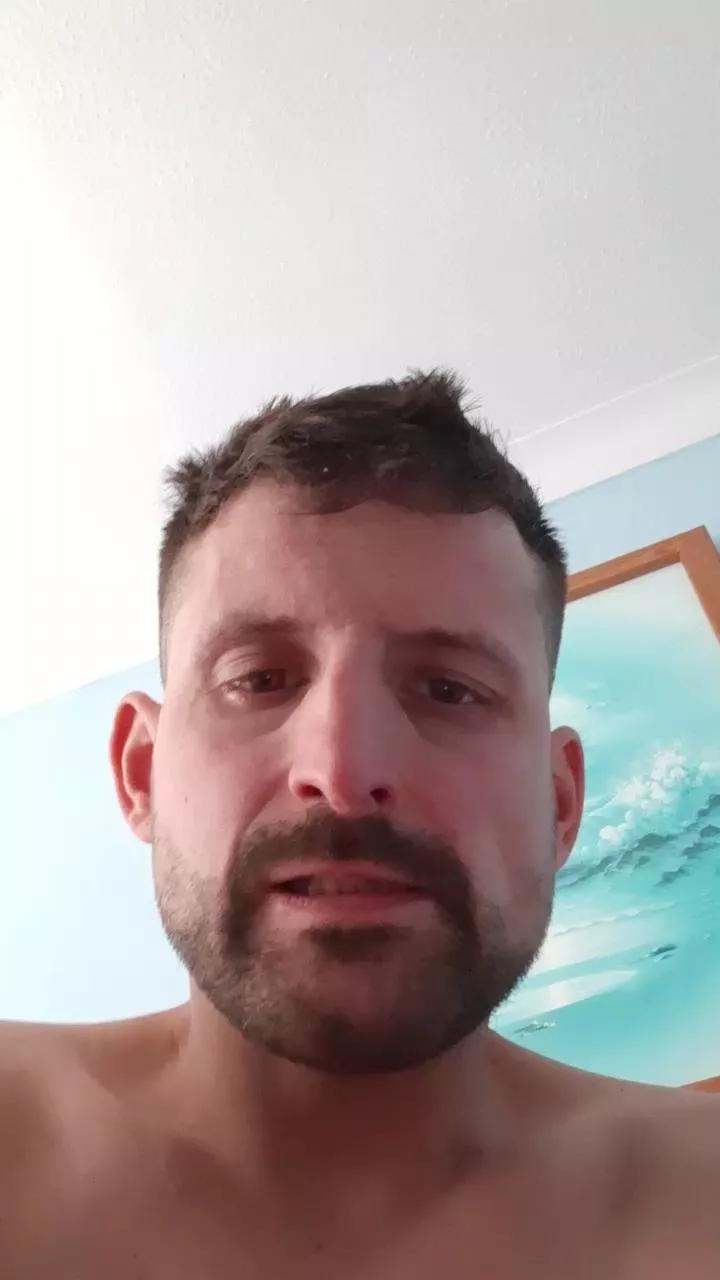 reecechown3 from Cam4