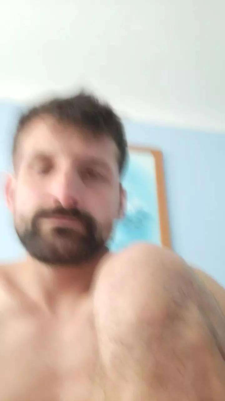 reecechown3 from Cam4