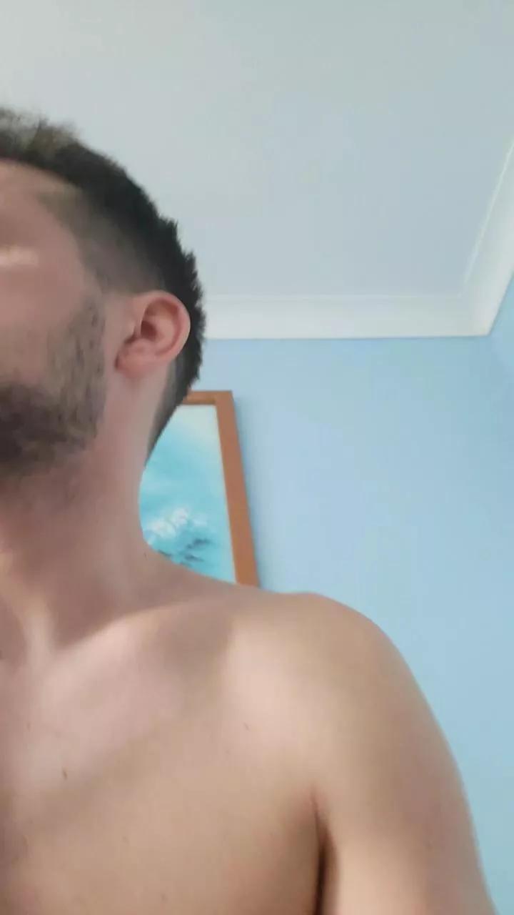 reecechown3 from Cam4