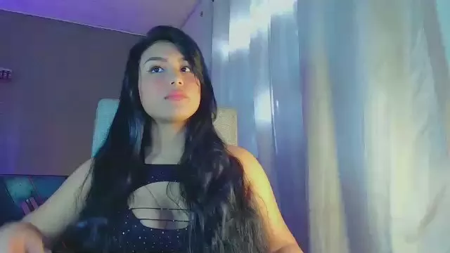 Offline Reina_paola on Cam4