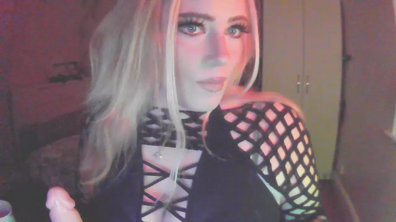 Freechat RelentlessSASS on Cam4