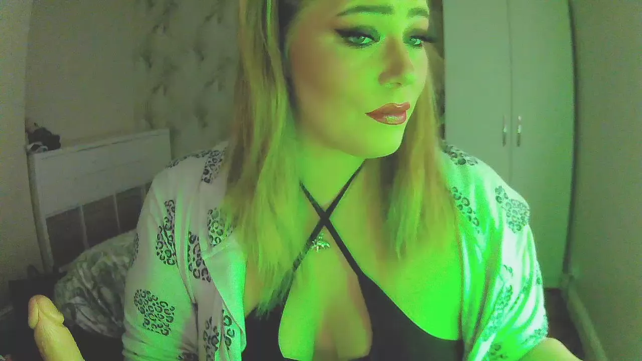 Freechat RelentlessSASS on Cam4