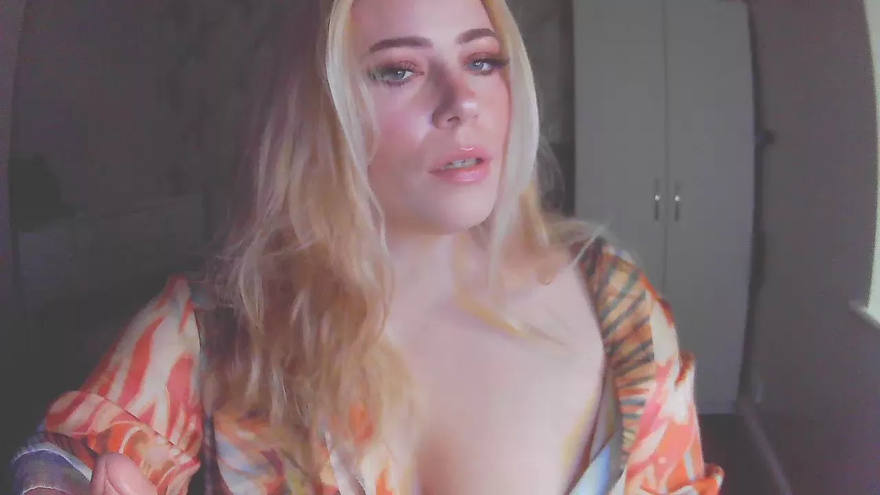 Freechat RelentlessSASS on Cam4