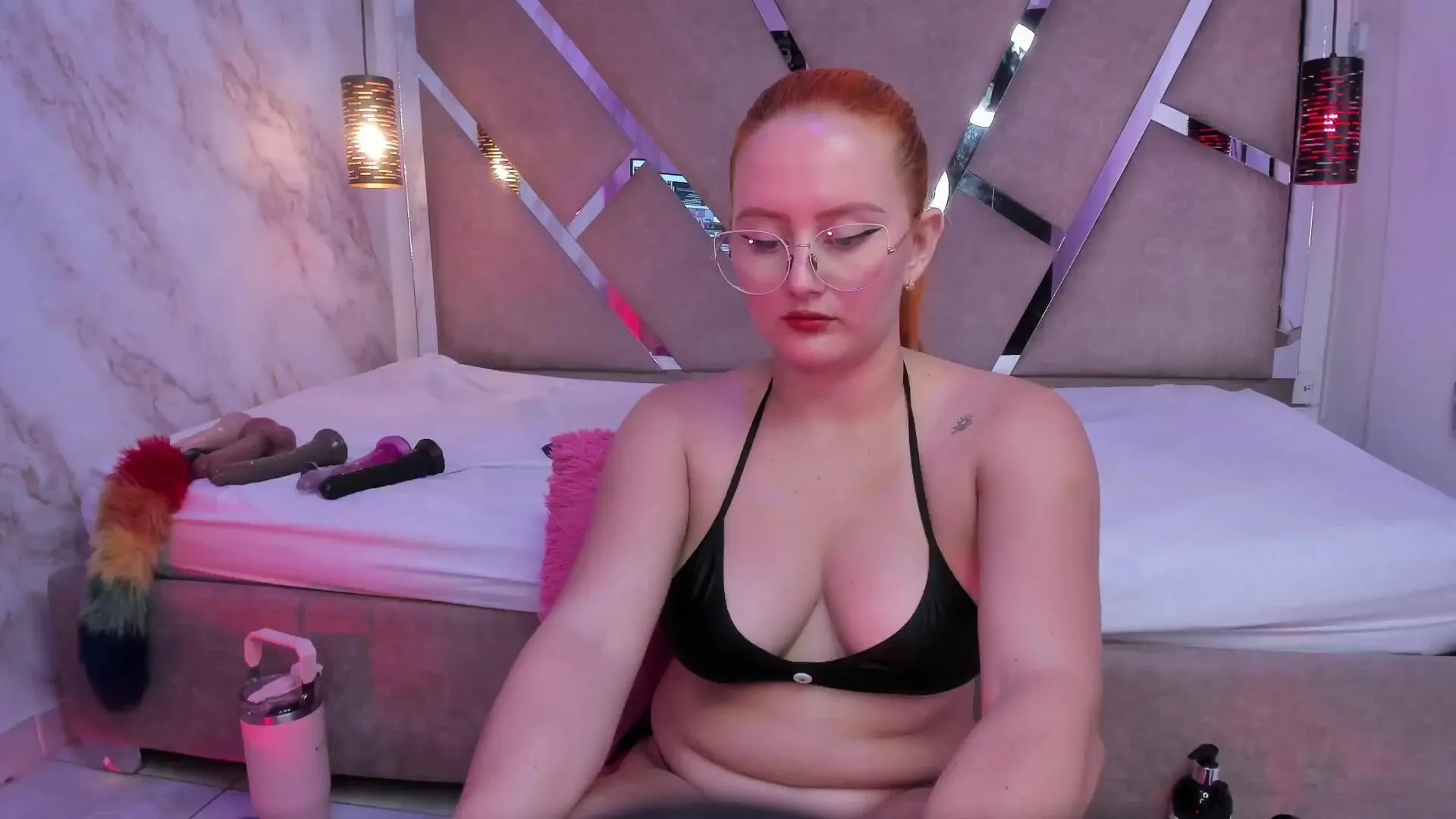 Freechat Renatta_ on Cam4