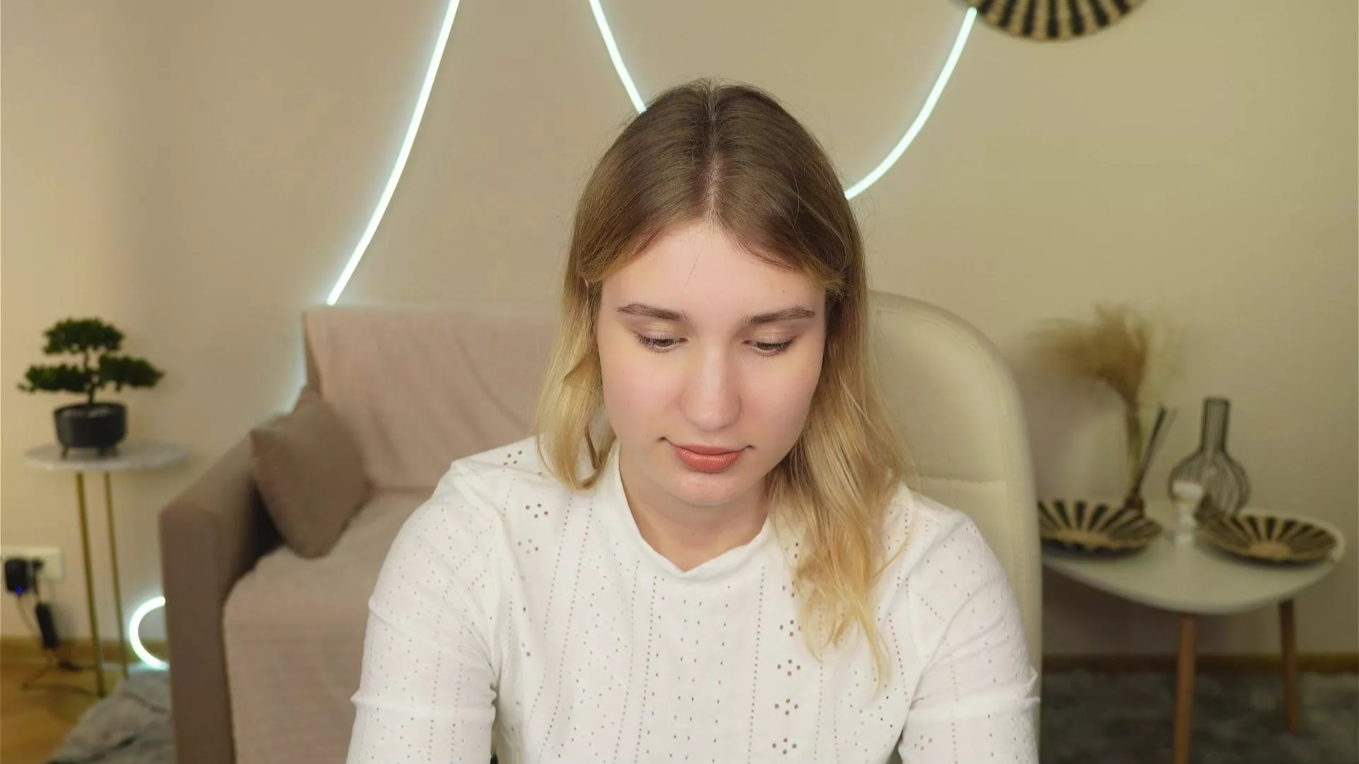 Offline RexanneBunton on Cam4