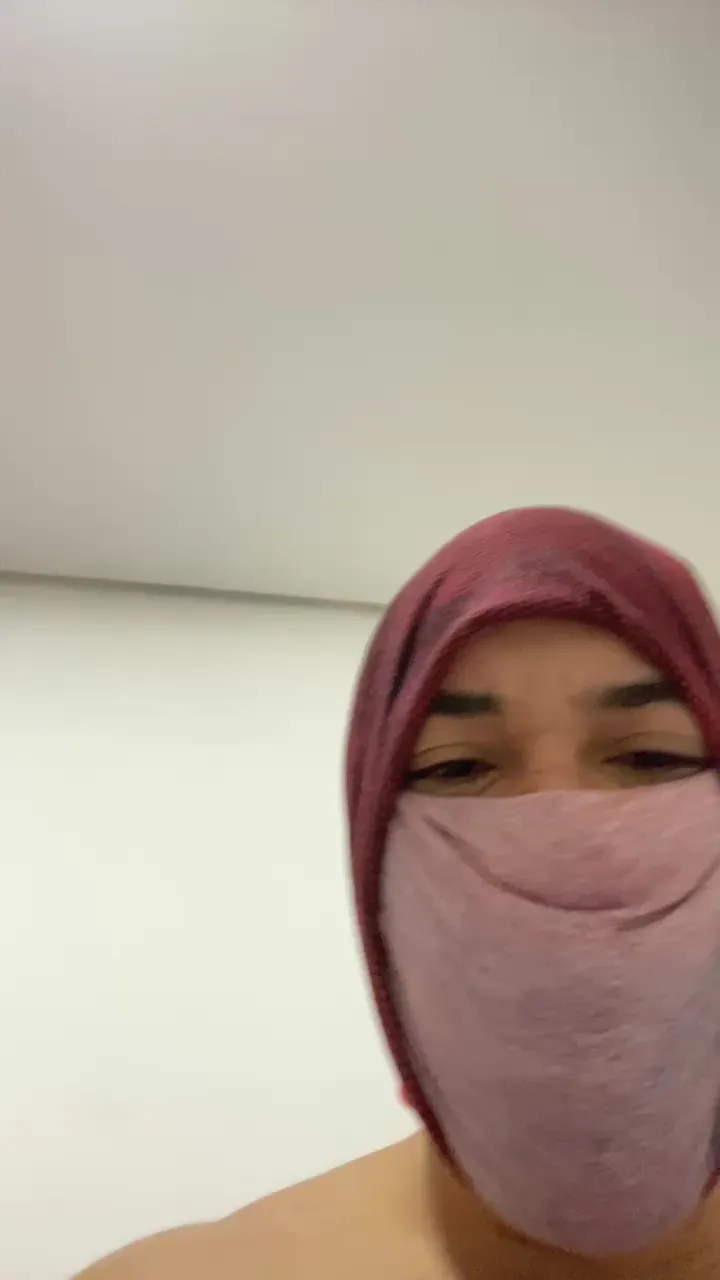 Offline Rickhl on Cam4