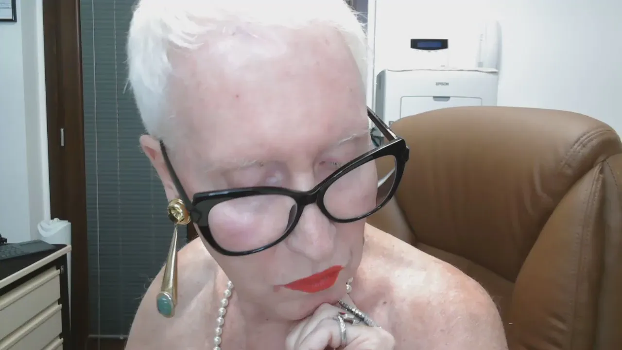 Offline ROBY_SWEETHOT on Cam4
