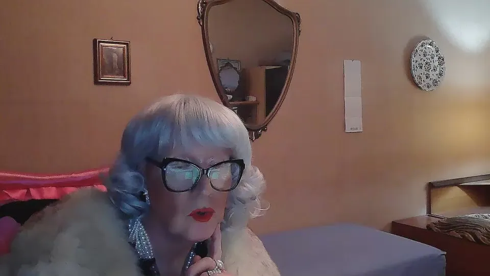 Offline ROBY_SWEETHOT on Cam4