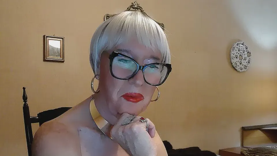 Offline ROBY_SWEETHOT on Cam4