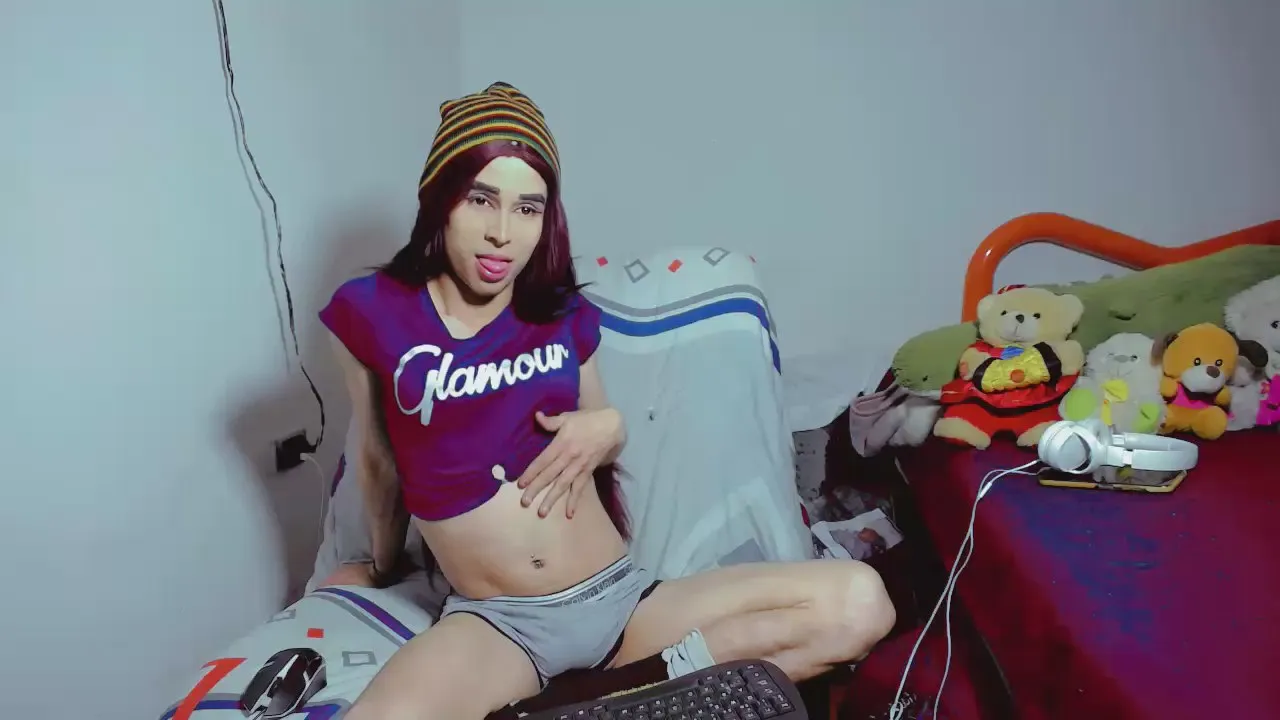 Offline rosandri_691 on Cam4