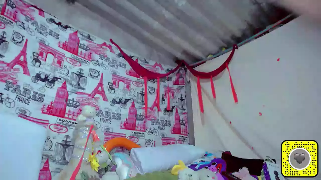 Offline rosandri_691 on Cam4