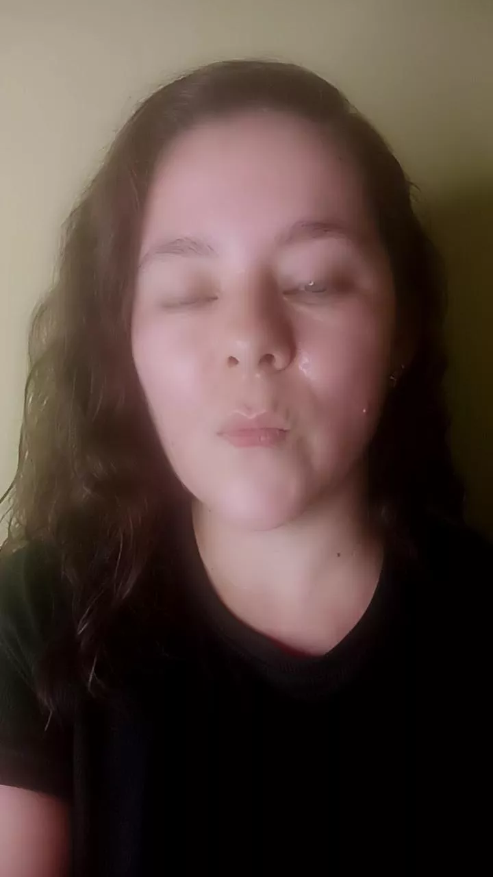 Offline Rose_milff on Cam4