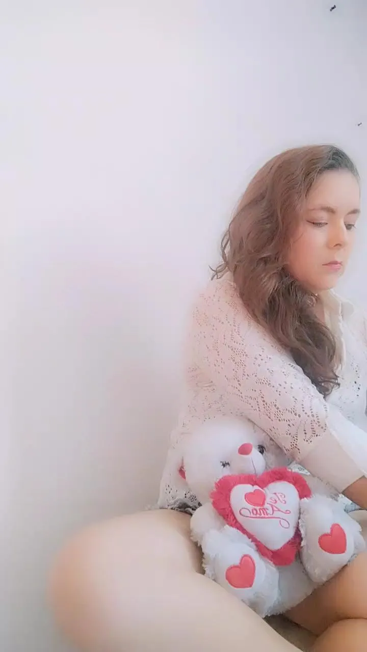 Offline Rose_milff on Cam4