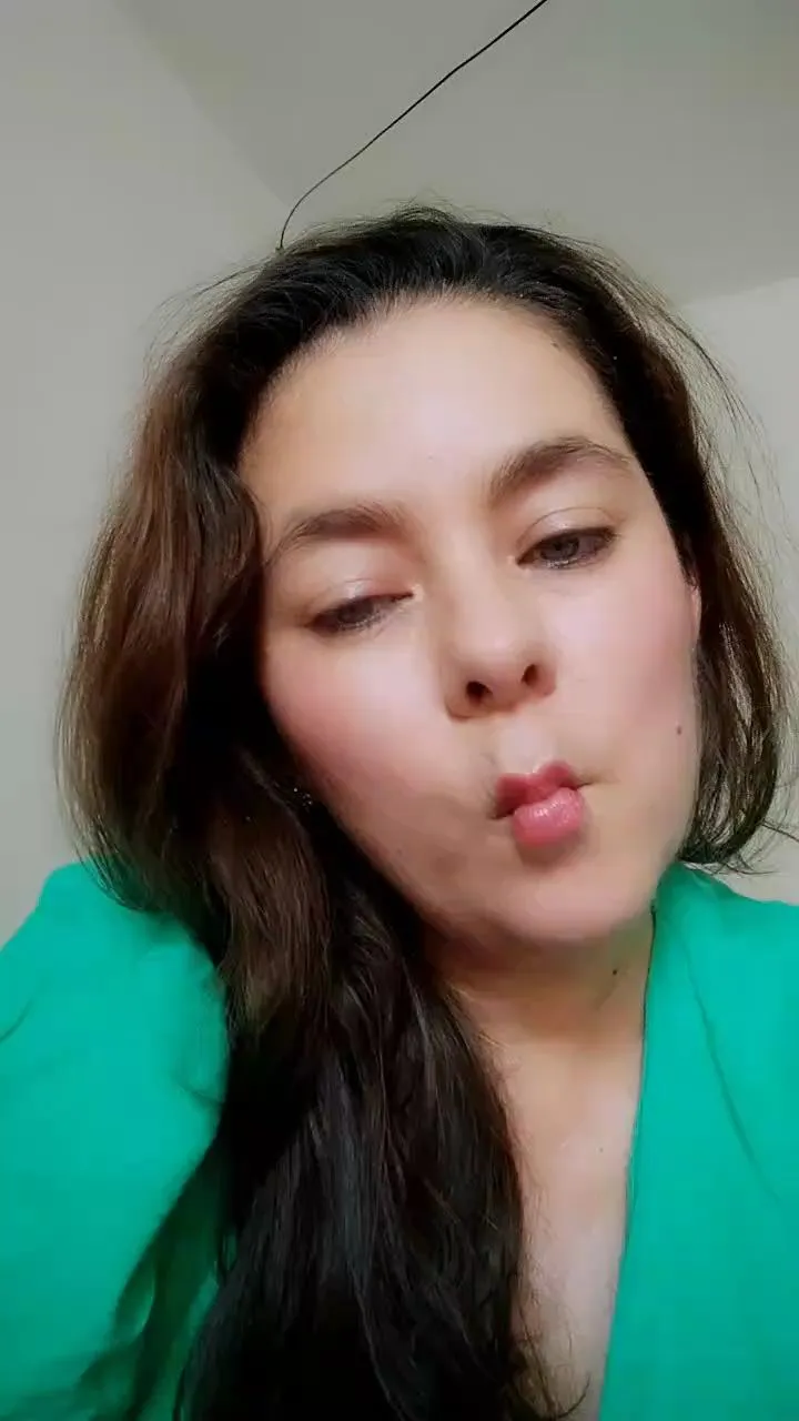 Offline Rose_milff on Cam4