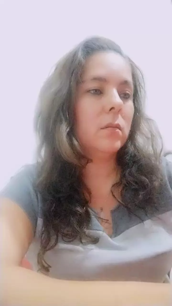 Offline Rose_milff on Cam4