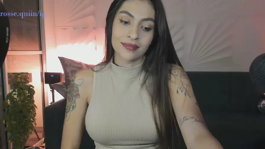 Offline rossaquenn on Cam4