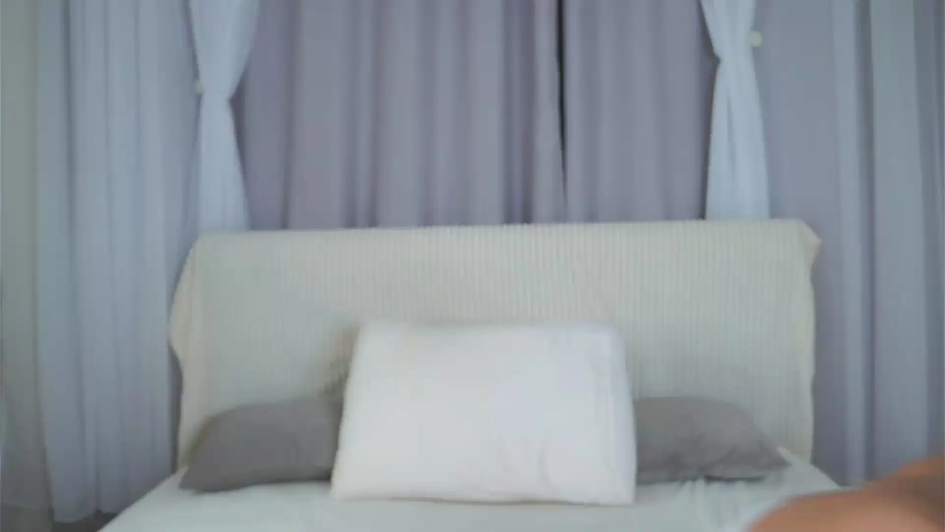 Freechat RowenaBunyard on Cam4