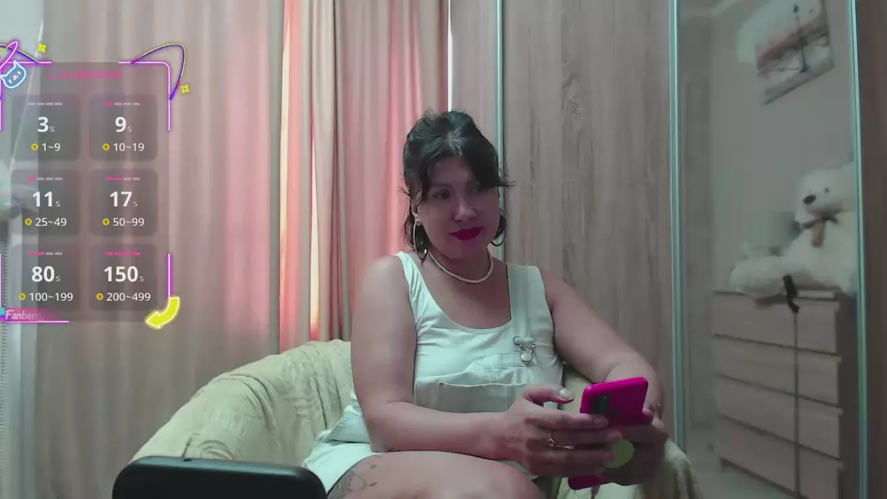 Freechat ROXOLANAA_SEXY on Cam4