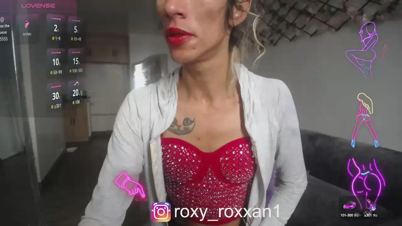 Offline Roxy_Roxxan1 on Cam4