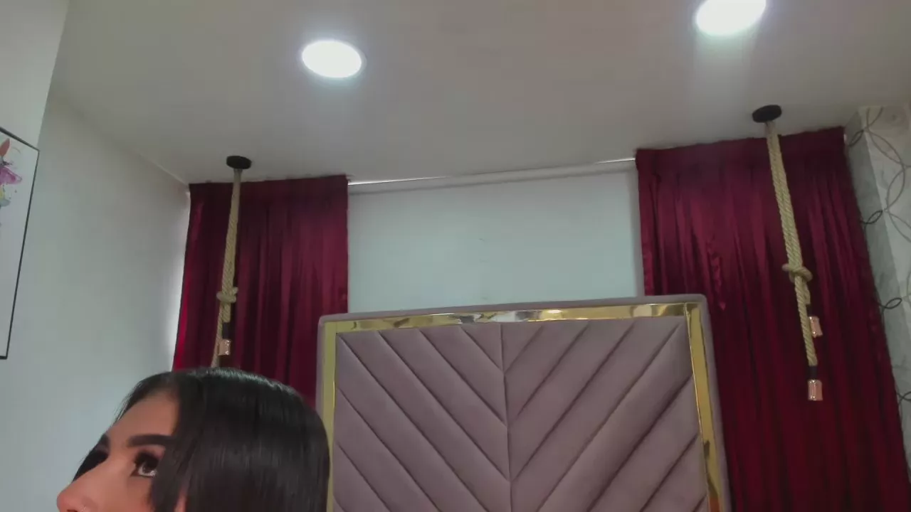 Offline rubyrouge_ on Cam4