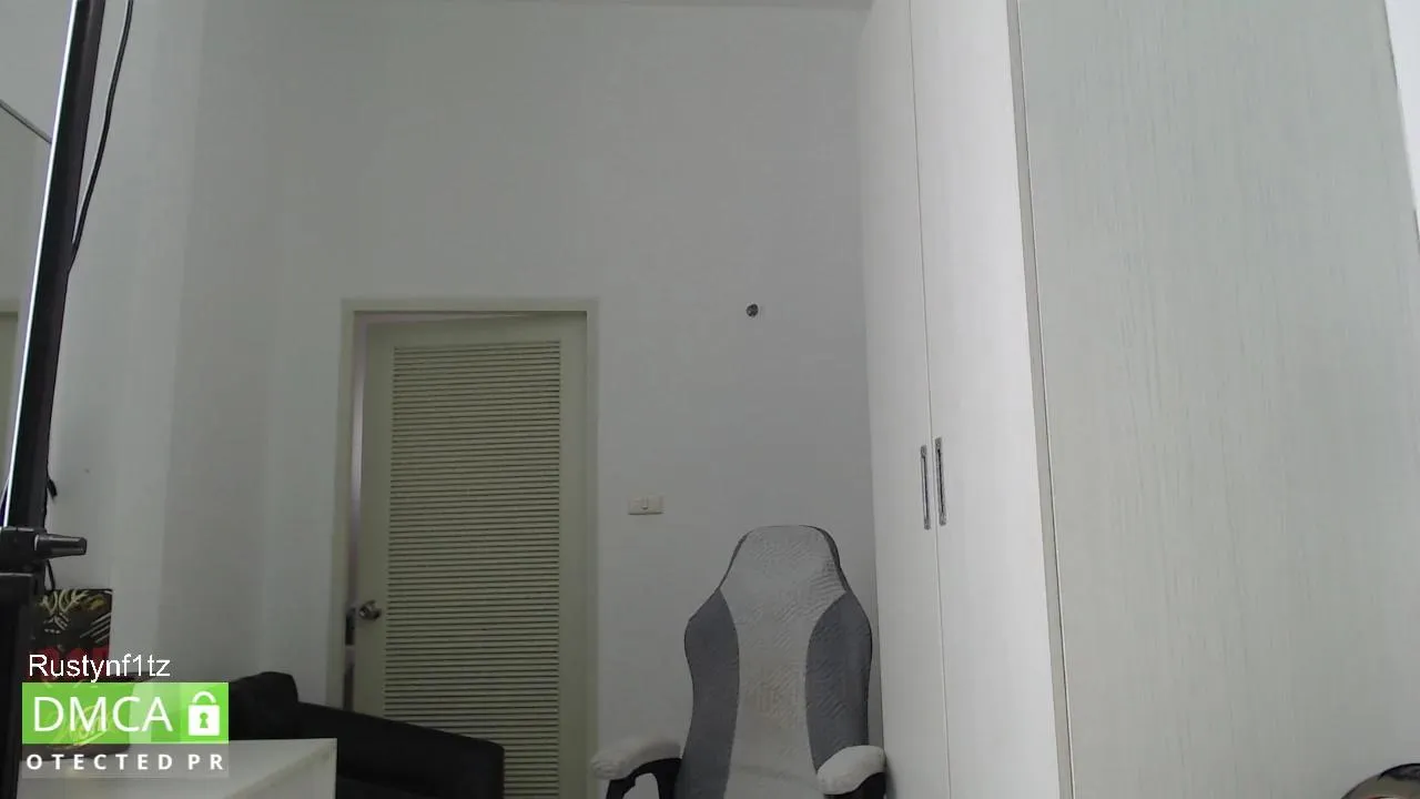 Offline rustynf1tz on Cam4