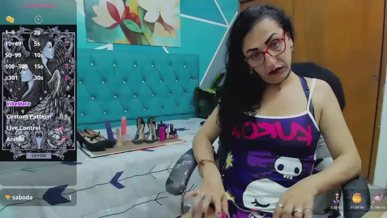 Offline Sabrina_dupont on Cam4