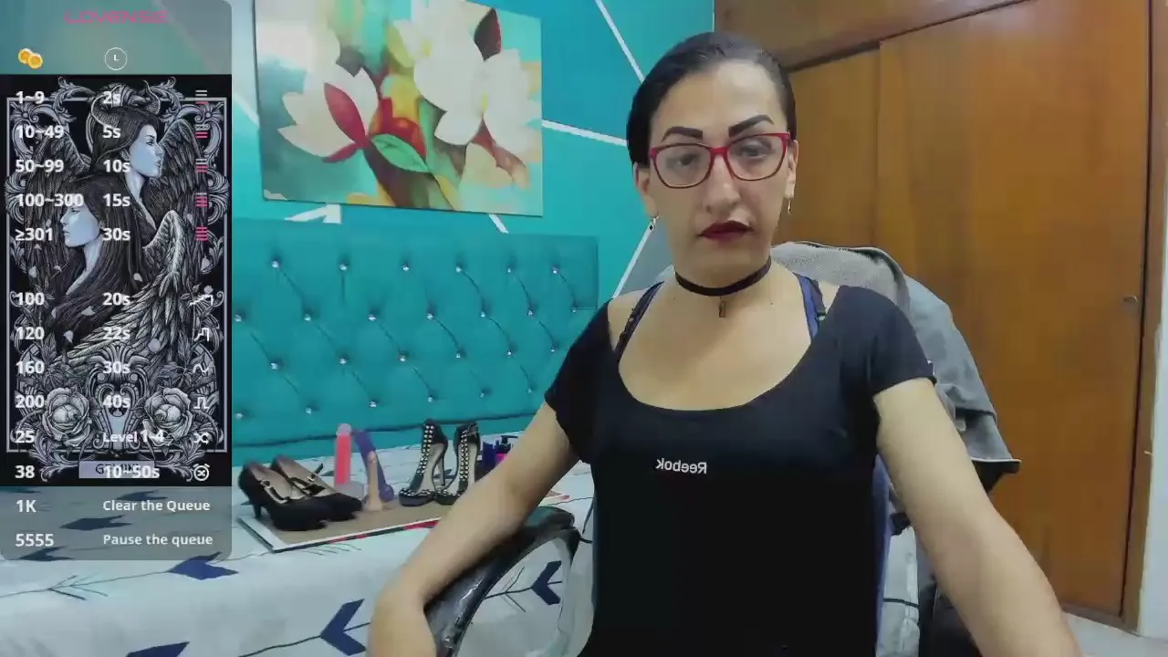 Offline Sabrina_dupont on Cam4