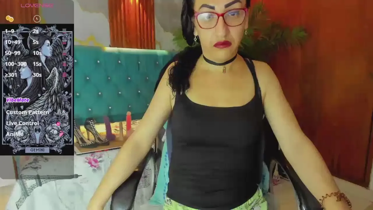 Offline Sabrina_dupont on Cam4