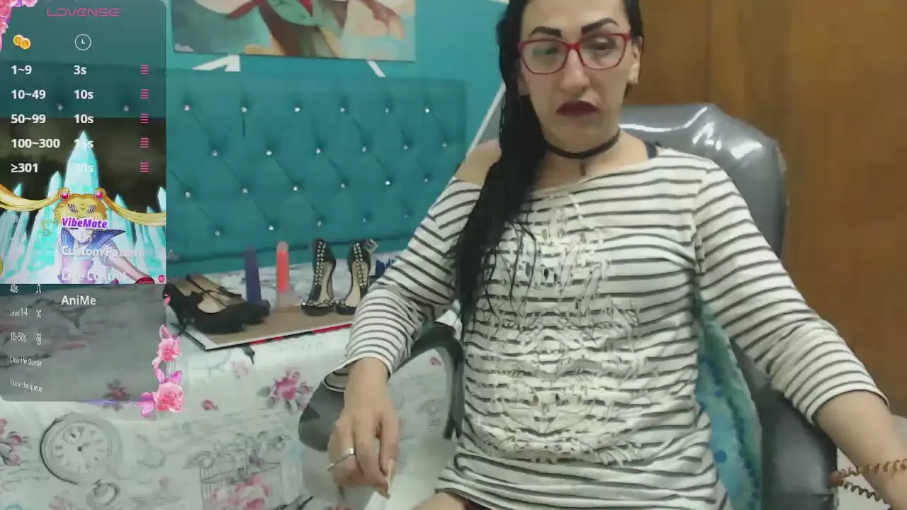 Offline Sabrina_dupont on Cam4