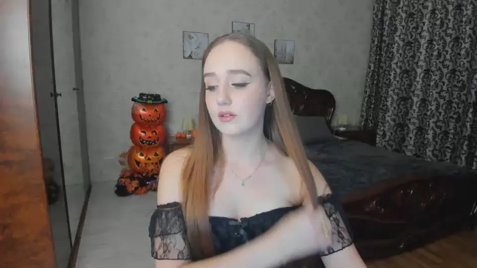 Offline SabrinaCandi on Cam4